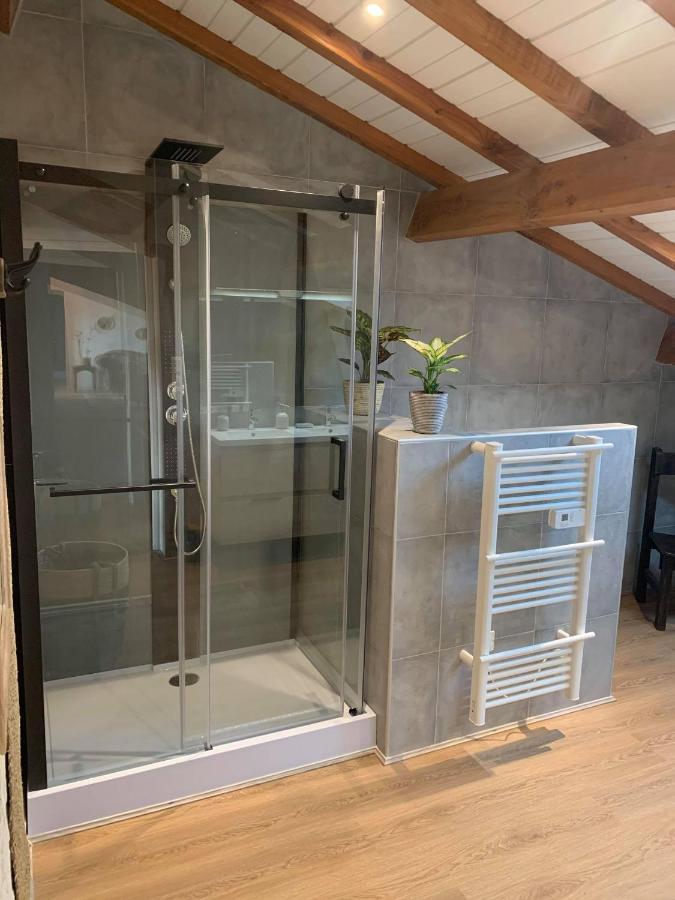 Chambre Vigne, Piscine Spa Fitness Lugon et l'Ile du Carney Екстер'єр фото