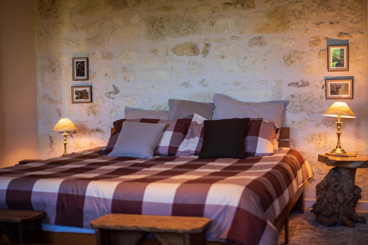 Chambre Vigne, Piscine Spa Fitness Lugon et l'Ile du Carney Екстер'єр фото