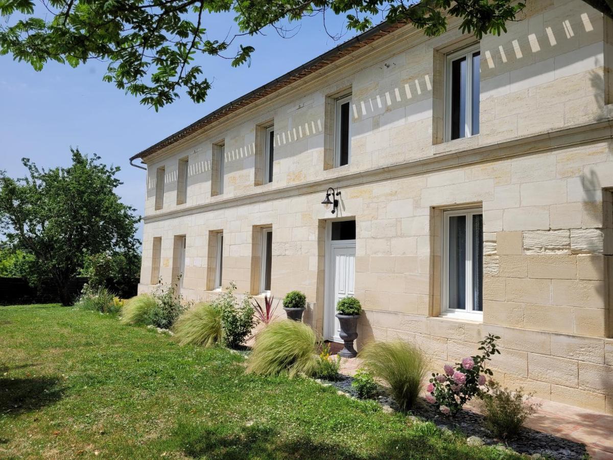 Chambre Vigne, Piscine Spa Fitness Lugon et l'Ile du Carney Екстер'єр фото