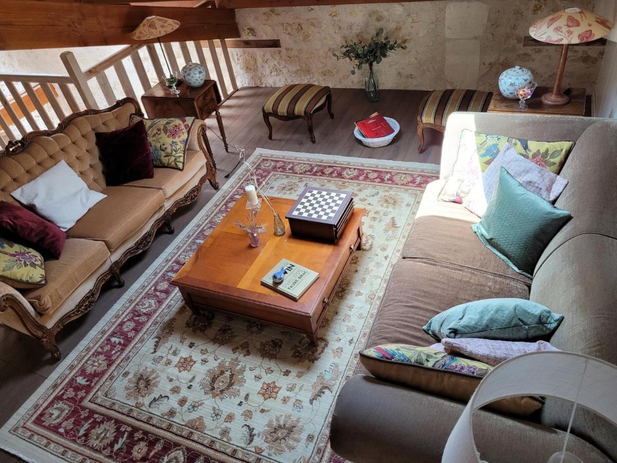 Chambre Vigne, Piscine Spa Fitness Lugon et l'Ile du Carney Екстер'єр фото